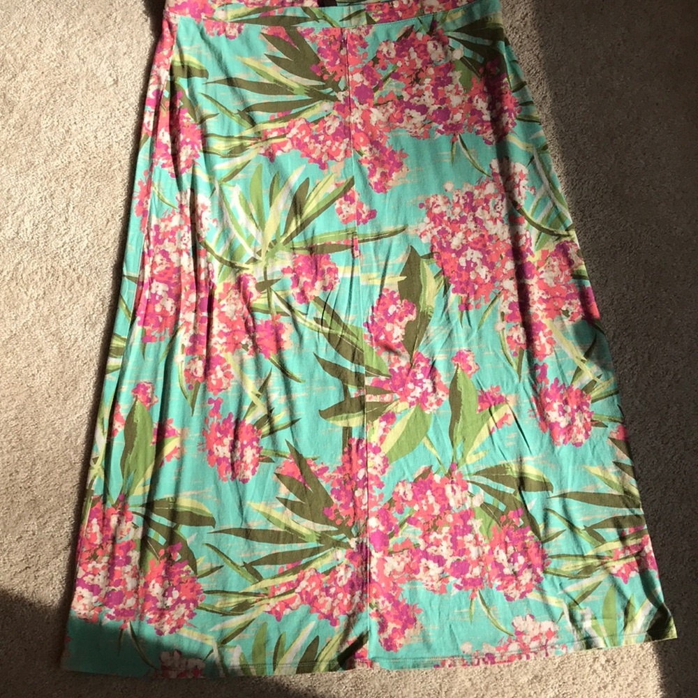 Beautiful long summer skirt like new